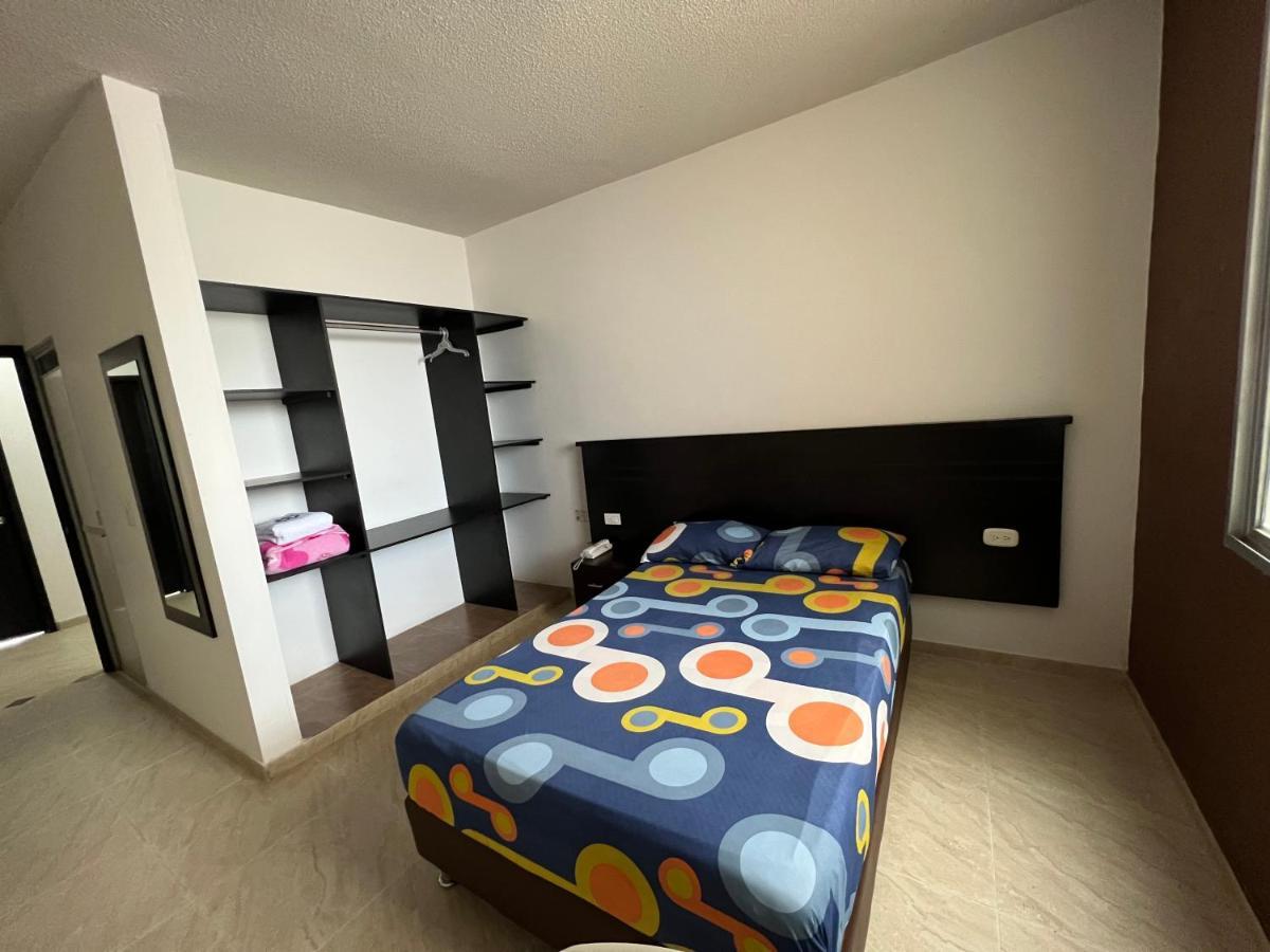 Hotel Marialu Ocaña المظهر الخارجي الصورة