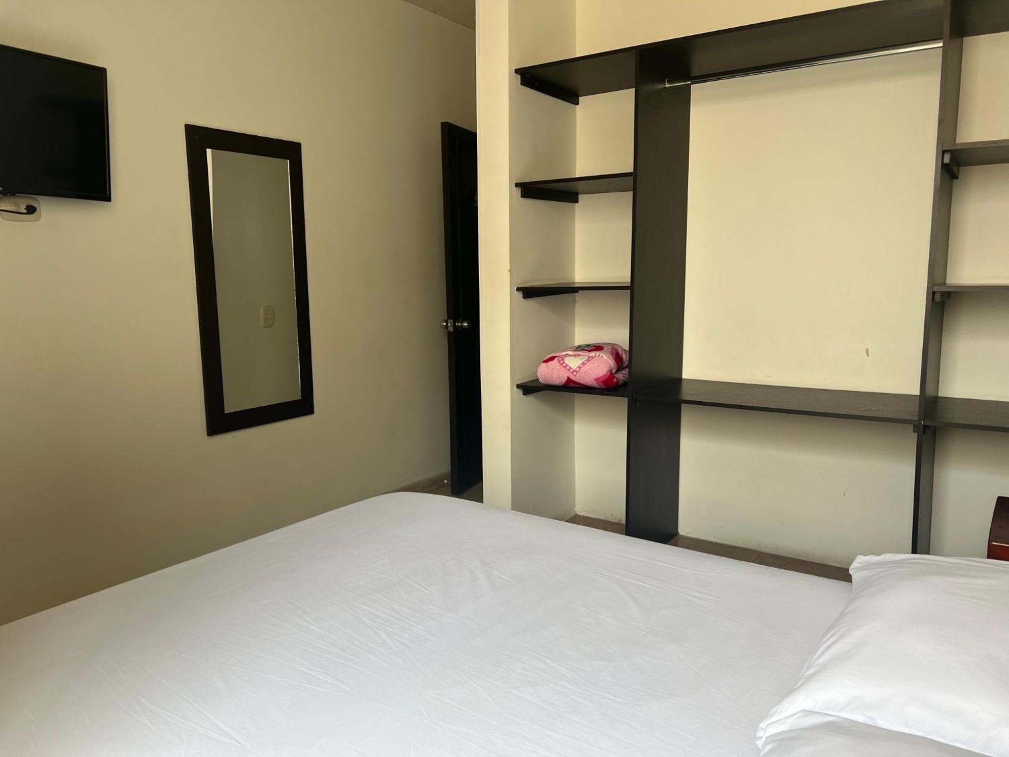 Hotel Marialu Ocaña المظهر الخارجي الصورة