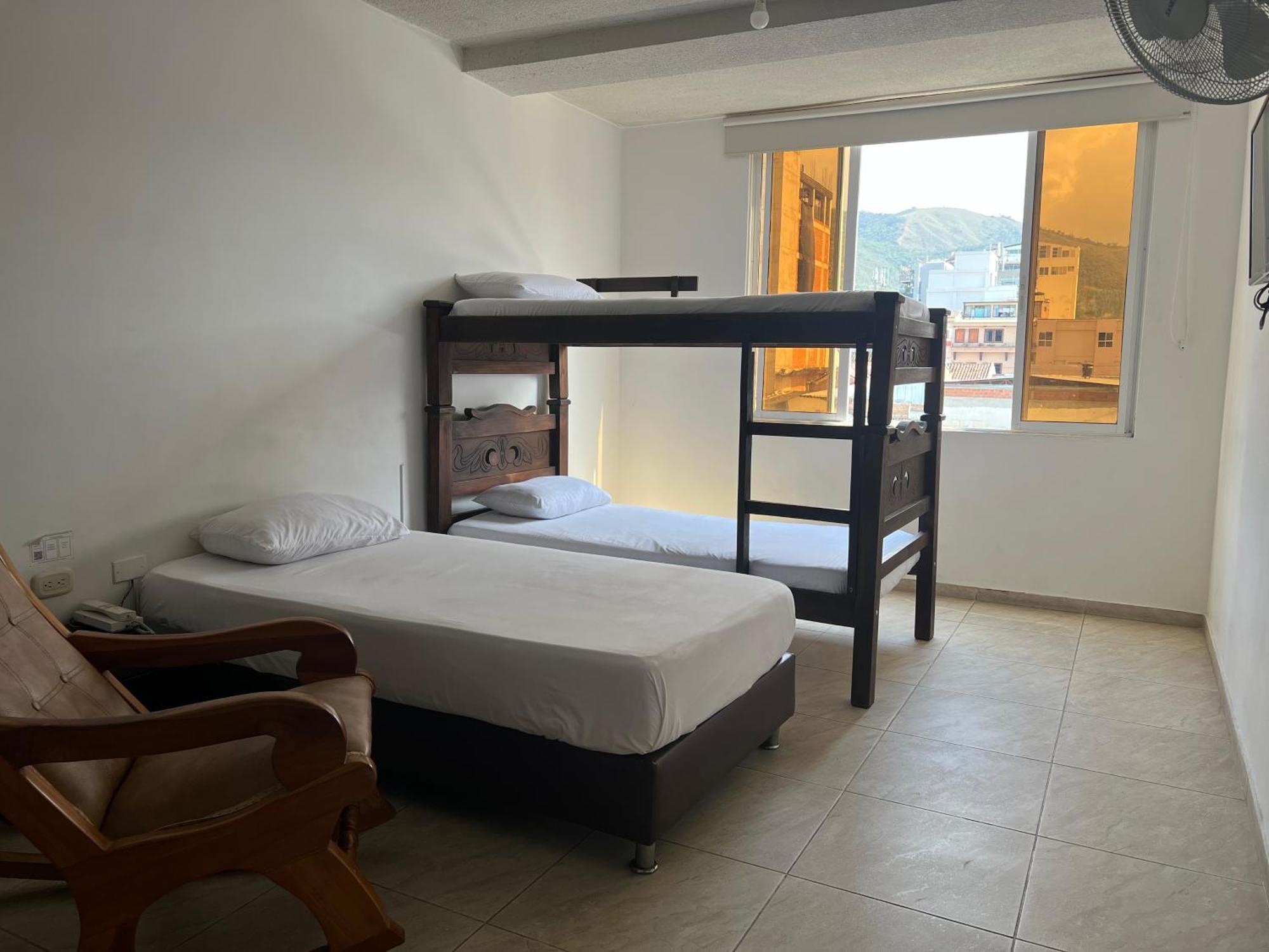 Hotel Marialu Ocaña المظهر الخارجي الصورة