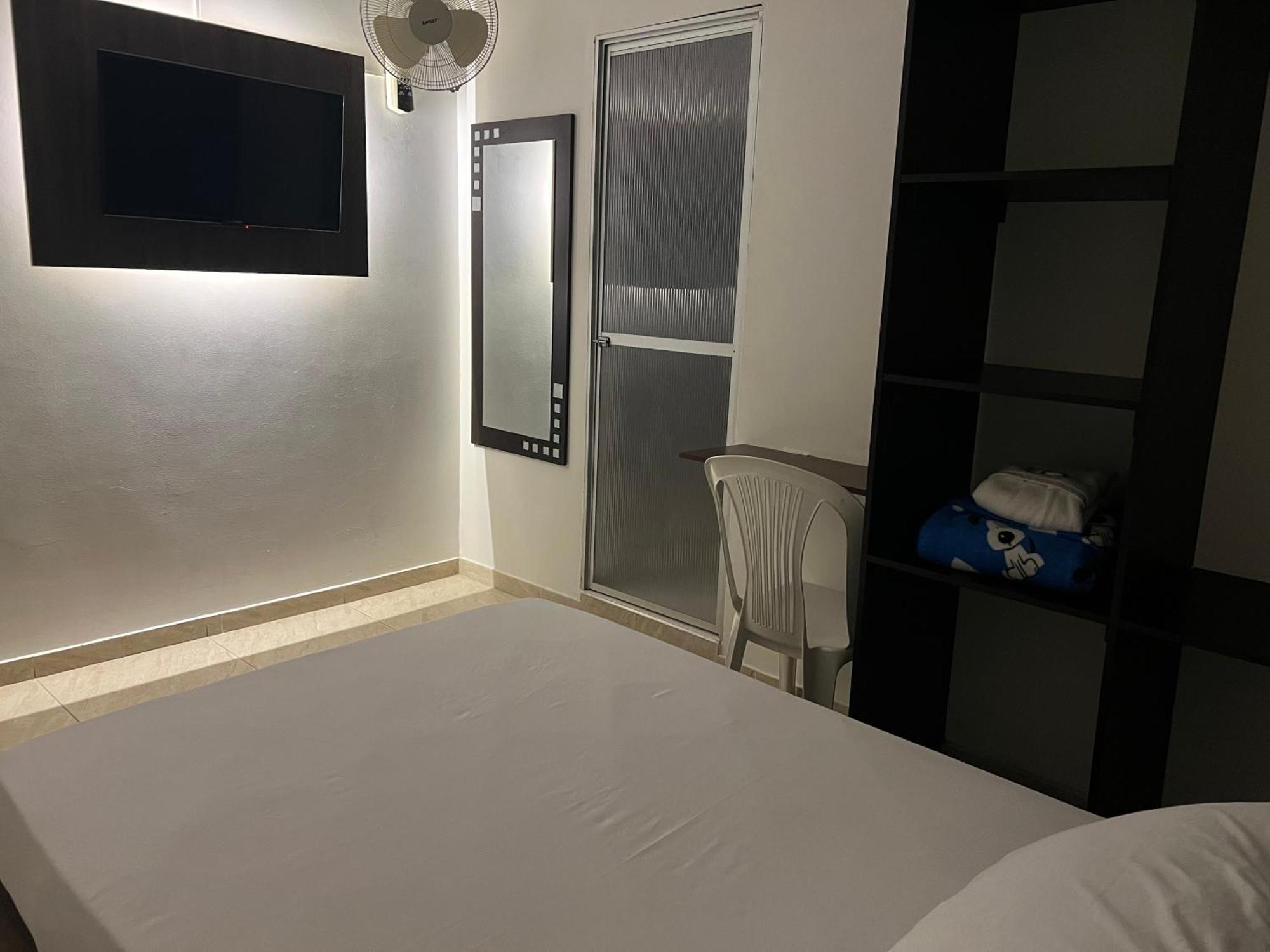 Hotel Marialu Ocaña المظهر الخارجي الصورة