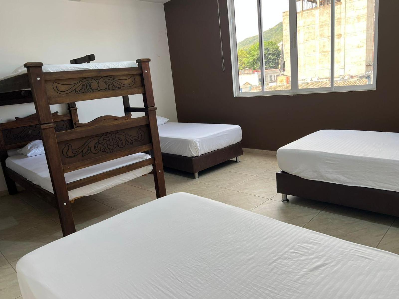 Hotel Marialu Ocaña المظهر الخارجي الصورة