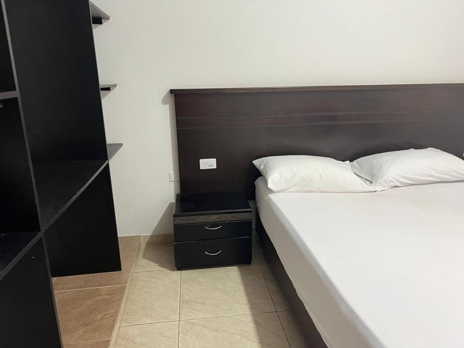 Hotel Marialu Ocaña المظهر الخارجي الصورة